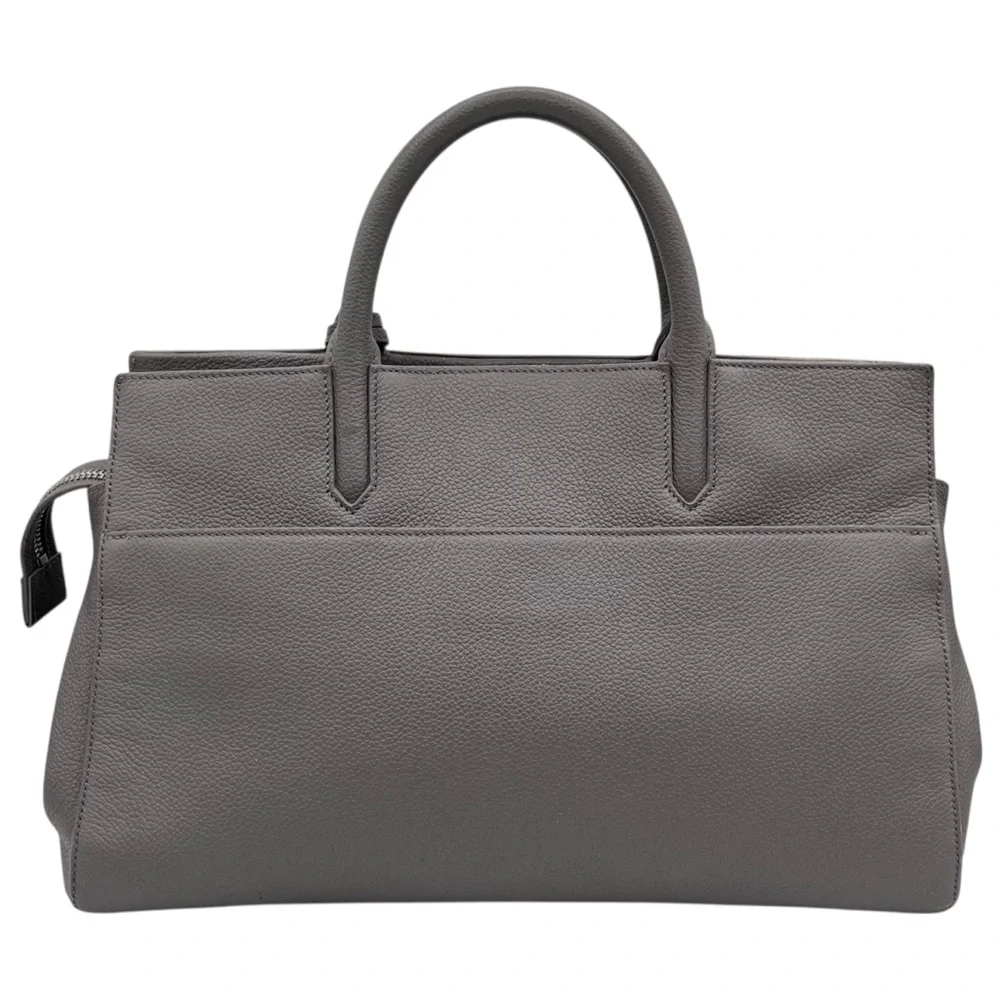 Saint Laurent chic timeless